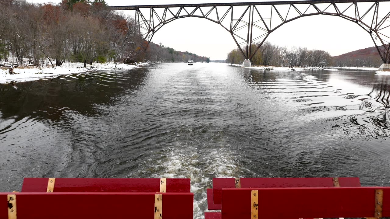 Taking the two paddle-wheelers down to Stillwater for the winter