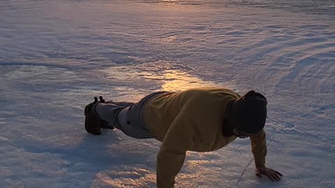 Slytoshi Nakamoto - LEGION push up competition - 50 pushups