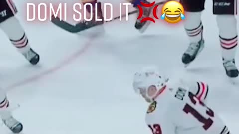 0157The stick never touched Max Domi