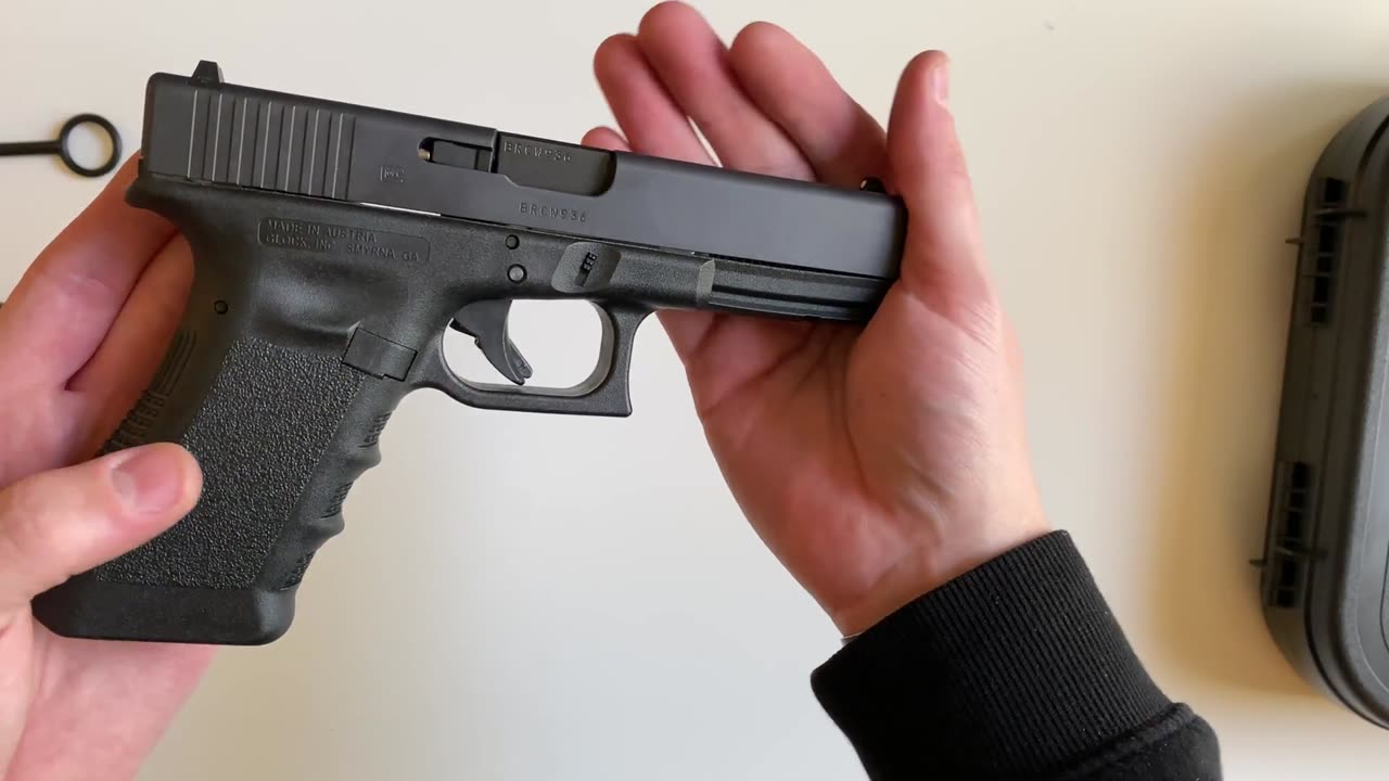 Unboxing - Glock 17 Gen 3