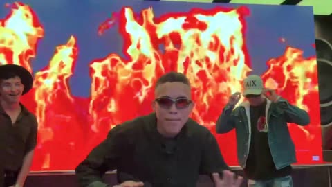 TRAVEXXURAS - Bravo J x Iván La Leyenda x Sair .