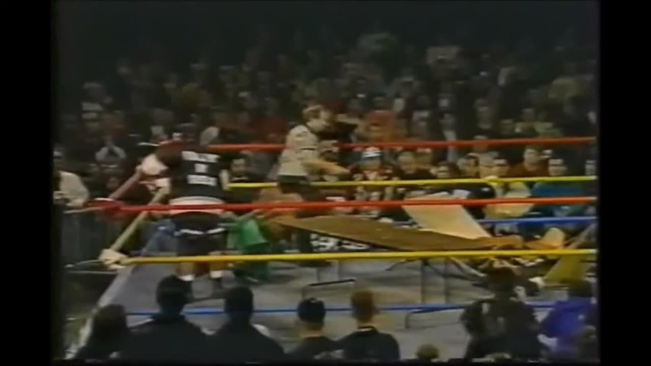 22 The Public Enemy vs. Sabu - The Tazmaniac -ECW 1995-