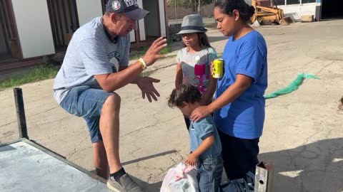 Haitian Ministry in El Paso doing street prayers