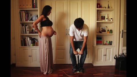 Time Lapse Pregnancy 6800 pictures in 37 seconds