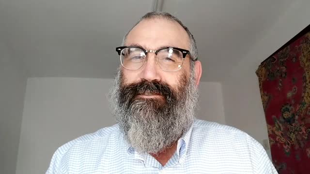 איזה דבר טוב אפשר ללמוד ממרים יד על חברו