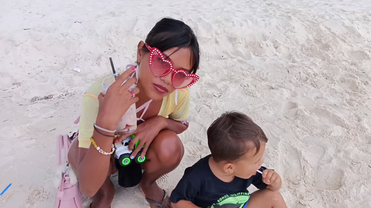 🇵🇭 Family Beach Day - Beautiful Morena Barbie Video & Editing. Mixed Baby ISLAND LIVING PHILIPPINES