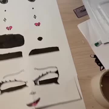 An amazing artist drawing a painting 🖌️🎨