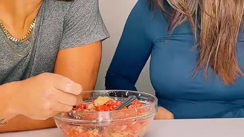 Così non rischiamo di mangiare capelli 😅
