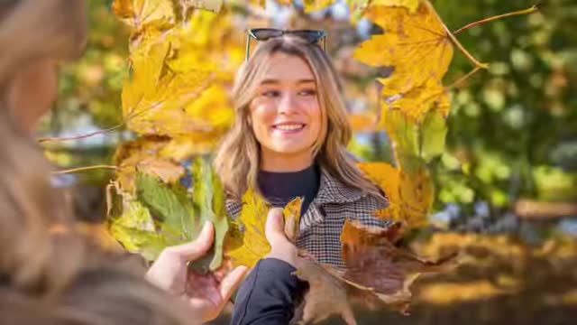 Epic creative fall photo idea with a mirror and mobile phone 📱🍂#creativephotography #photoideas