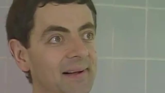 Mr. Bean Funny Video at the Swimming pool