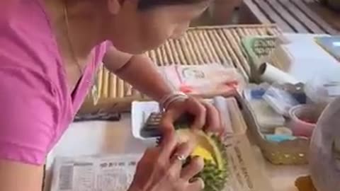 Amazing Durian Cutting Skills _ Thai Street Food _15วัน15Shorts-xDq1D14rExo