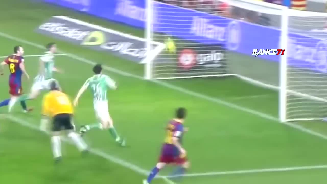 Goalkeepers DESTROYED By Lionel Messi