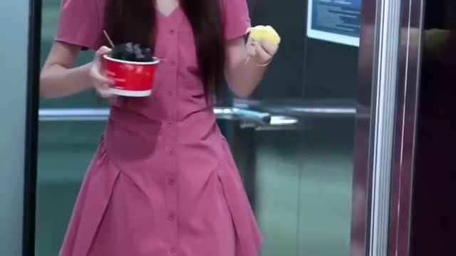 Beautiful Girl Chinese Million Views in TikTok 01