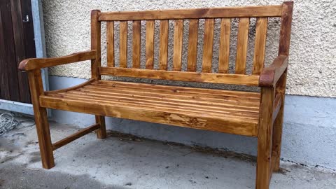 DIY Wooden Bench