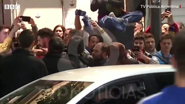Cómo fue el ataque y qué se sabe del hombre que intentó disparar a Cristina Fernández en Argentina