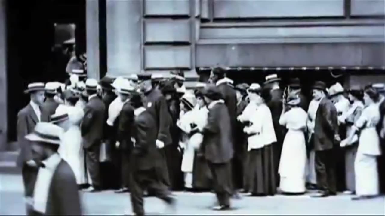 Century of Enslavement: The History of the Federal Reserve [2014]