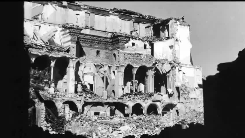 Milano 1943 bombardamento a tappeto su Milano..