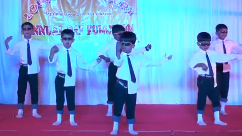 sehe popular kids get to dance ter