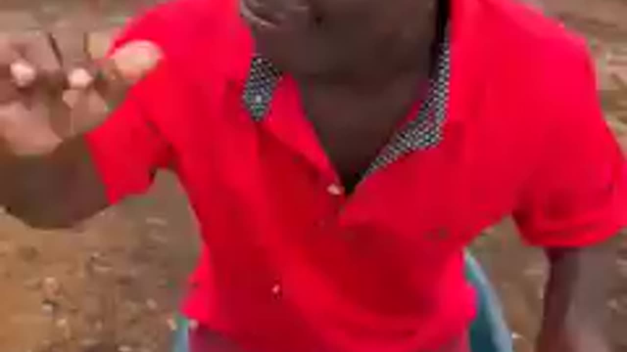 A clever man and his friends make video funny