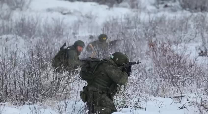 Mobilized marines from Murmansk at training session