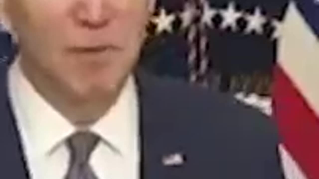 Biden Ignores Reporter Question About Silicon valley Bank Failed