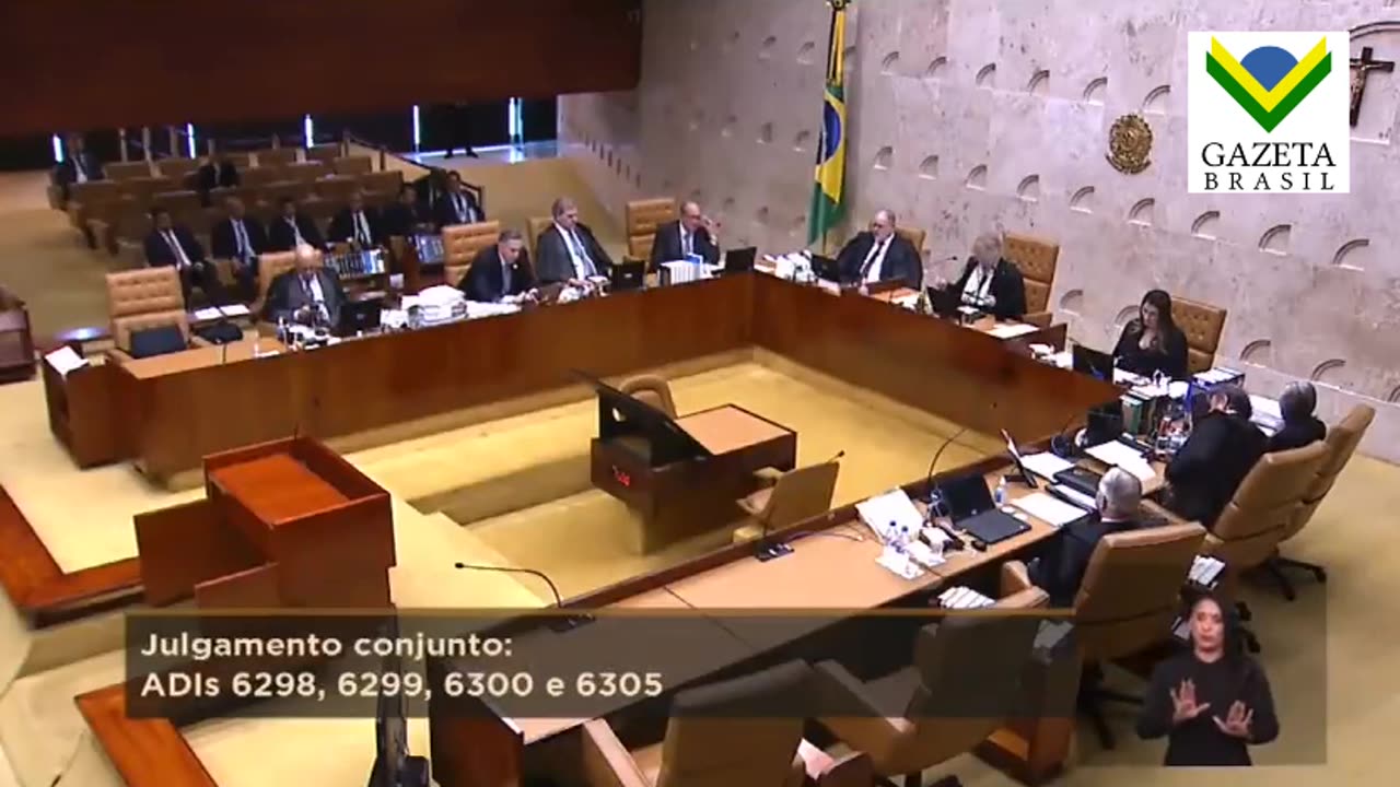 Gilmar Mendes e Luiz Fux batem boca durante julgamento no STF