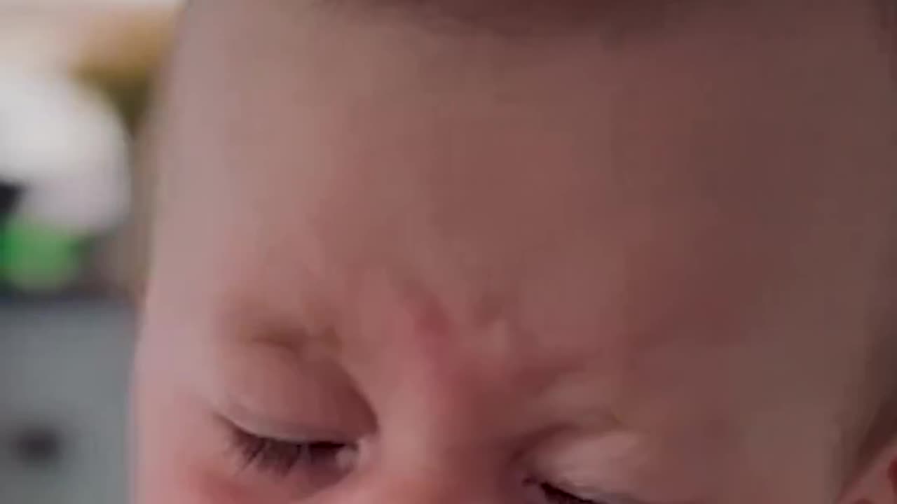 Baby hilarious reaction while eating Kiwi 🥝