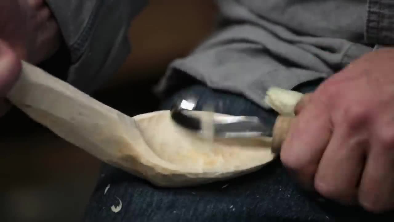 Carving a spoon