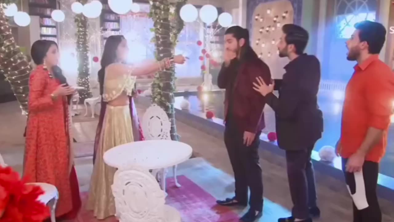 Ishqbaaz funny moments😂♥️