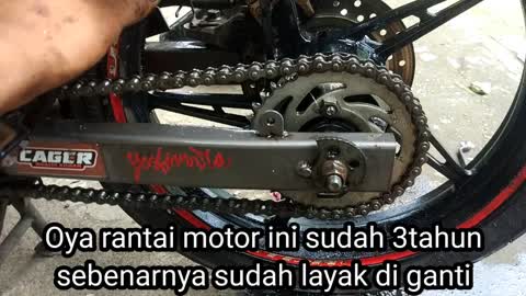 ramuan ajaib buat kinclong rantai motor