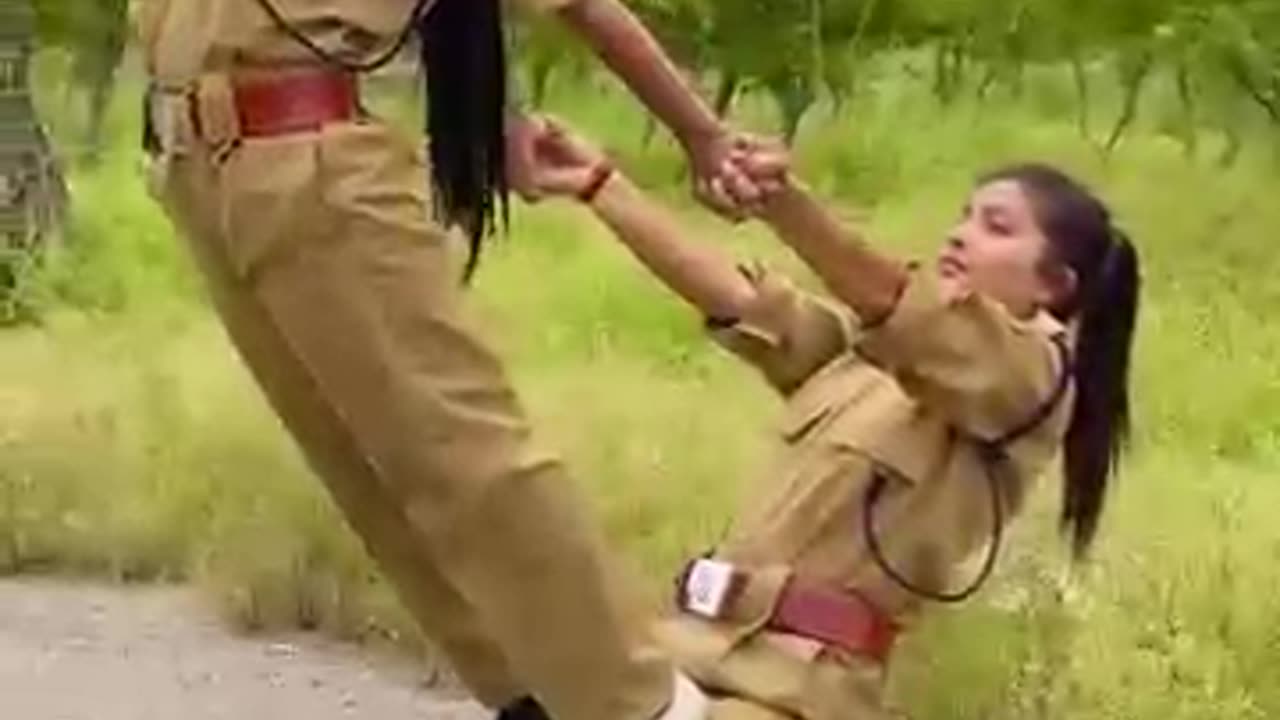 Salute police force
