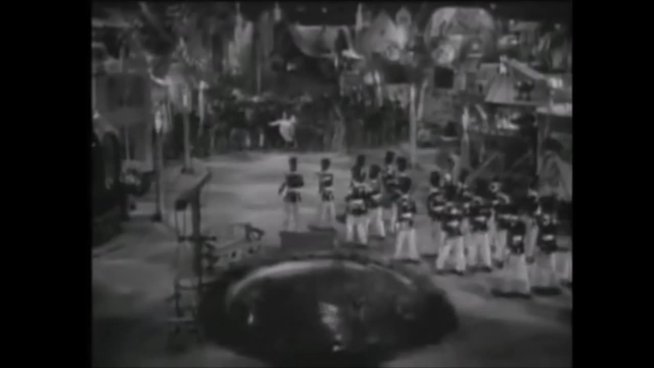 March Of The Wooden Soldiers Laurel & Hardy 1934 Musical