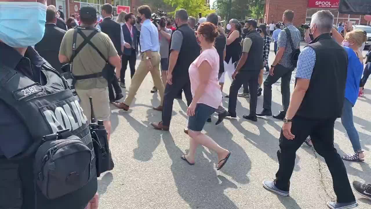 Canadian PM Trudeau heckled by crowd AGAIN, this time in Ontario.