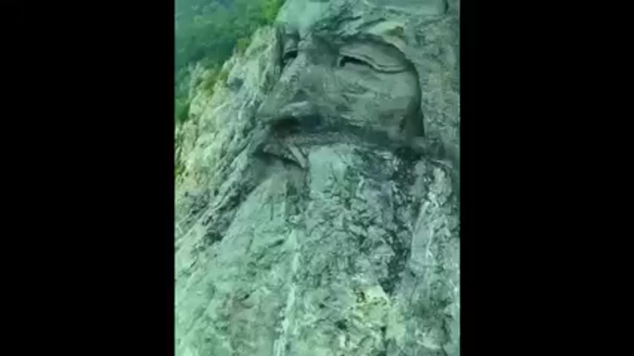 Вкамененият гигант в Рила