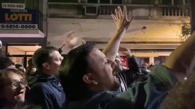 ARGENTINA: PROTESTAS y CACEROLADAS a FAVOR y en CONTRA de CRISTINA FERNÁNDEZ de KIRCHNER | RTVE