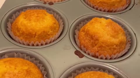 Cornbread cupcakes 😳