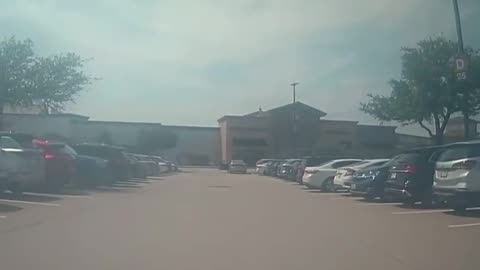 TEXAS MALL SHOOTING, GUNMAN PULLS UP, GETS OUT ABD STARTS SHOOTING