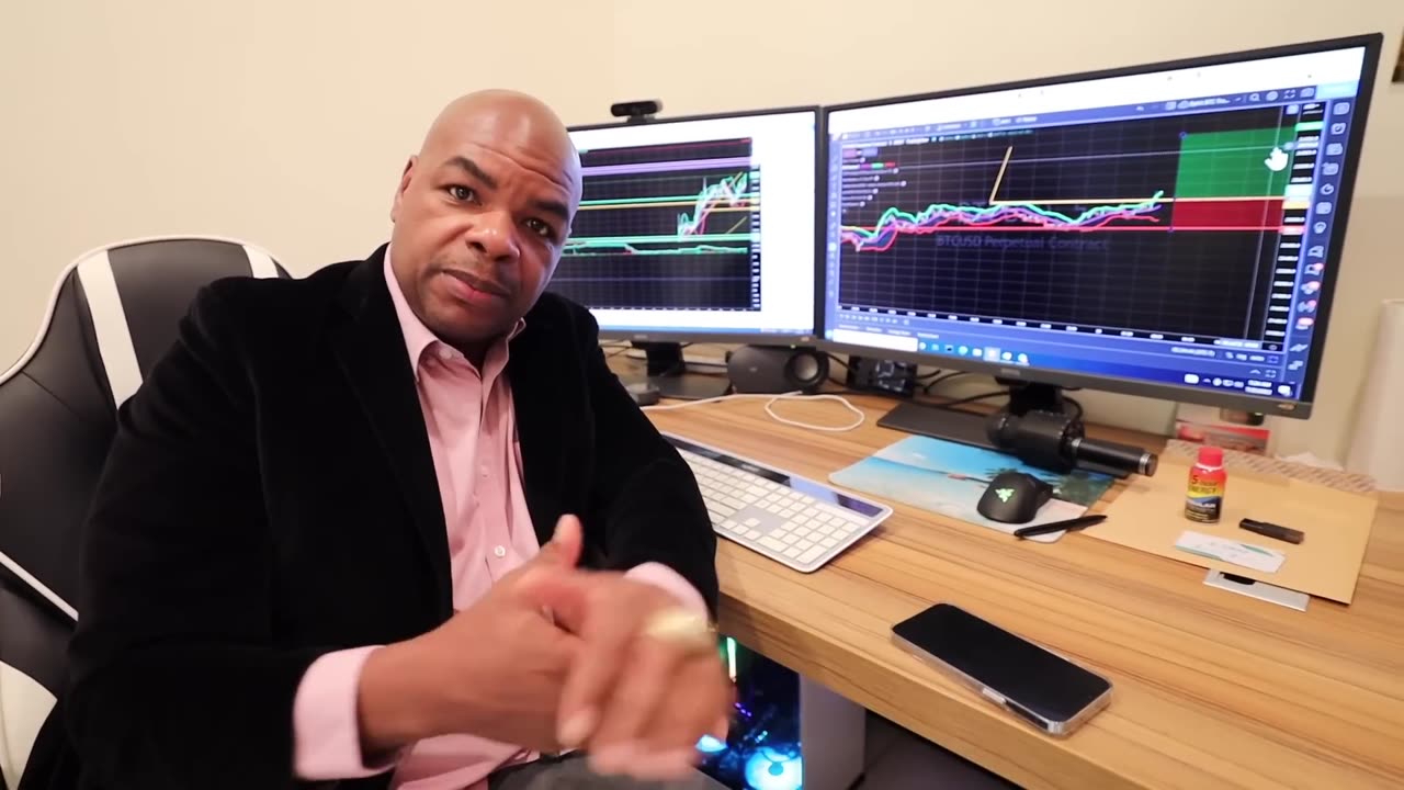 Bitcoin Billionaire who PAID $1 for Bitcoins