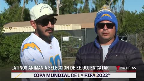 Fanáticos latinos apoyan a la selección de EE.UU. en Catar 2022 | Noticias Telemundo