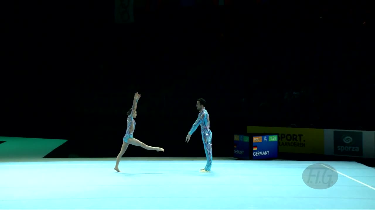 Azerbaijan 2 (AZE) - 2018 Acrobatic Worlds, Antwerpen (BEL) - Dynamic Mixed Pair