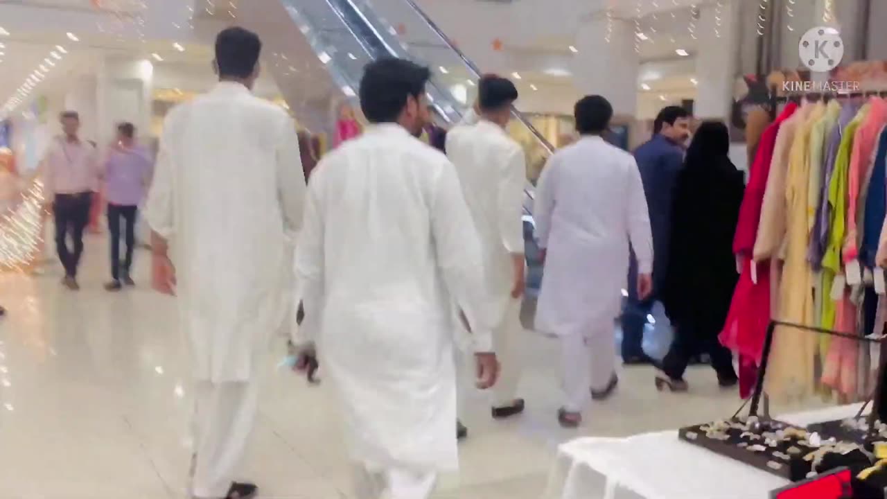 Lyallpur Galleria Mall Faisalabad 🥰First Vlog in Faisalabad