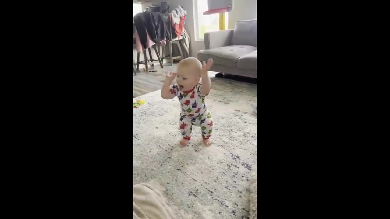 Baby dances to Bruno Mars, shows off adorably impressive moves