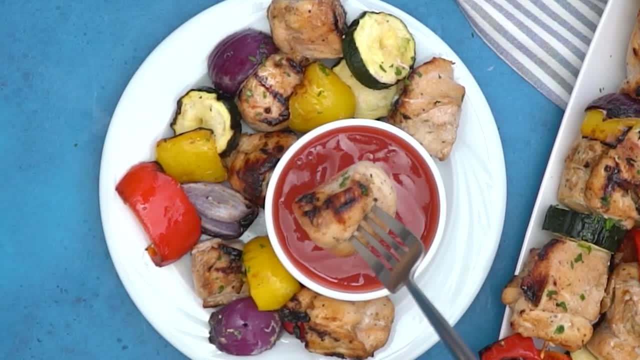 How to Make Grilled Chicken Skewers