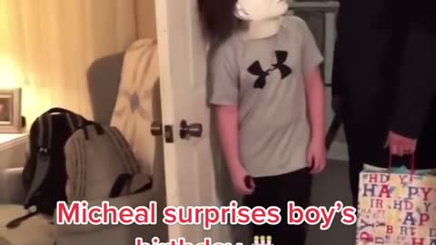 Micheal surprises boy's birthday