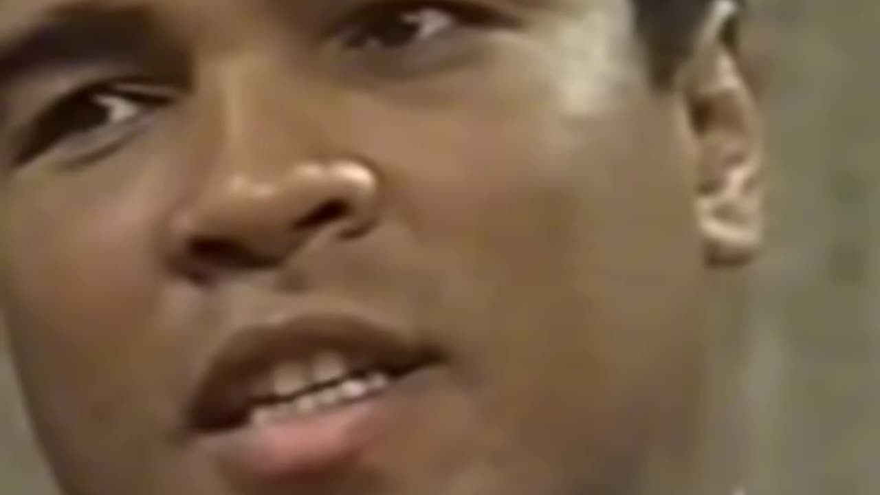 Muhammad Ali Jokes With Reporter 😂#boxing #muhammadali #ufc