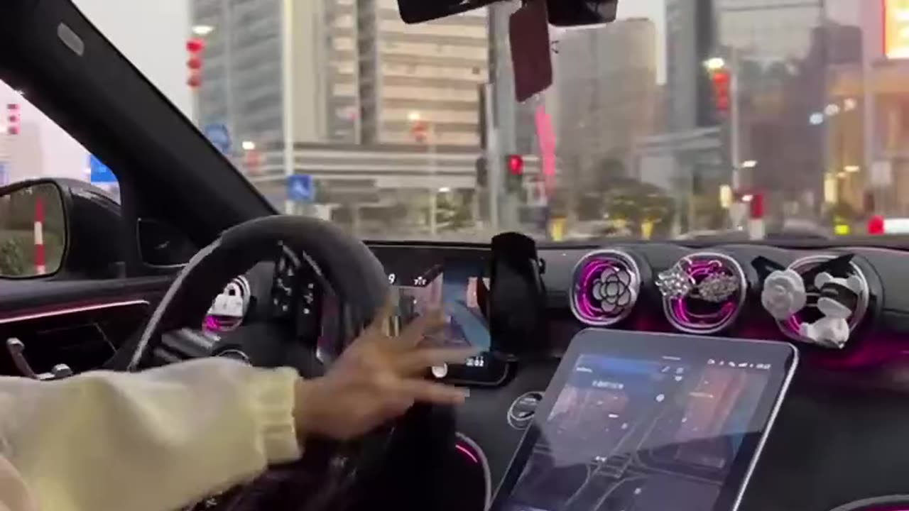 Mercedes luxury car girl driving!