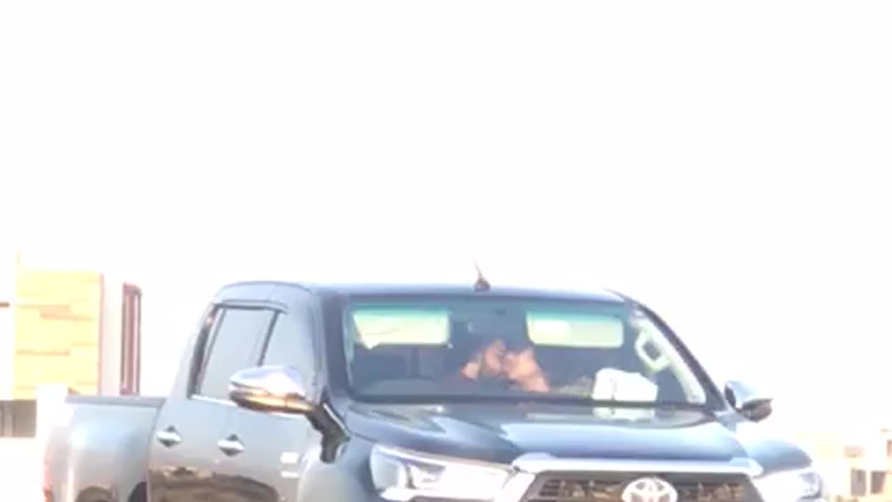 Kissing in car