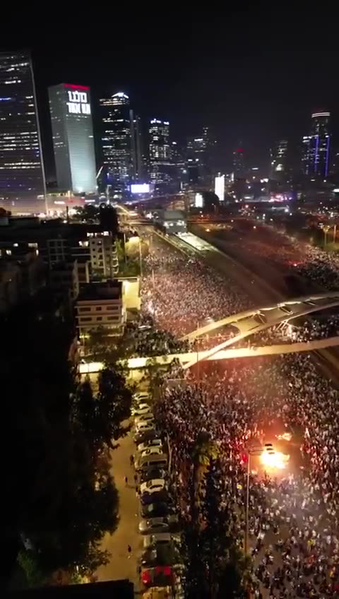 Massive protest in Israel