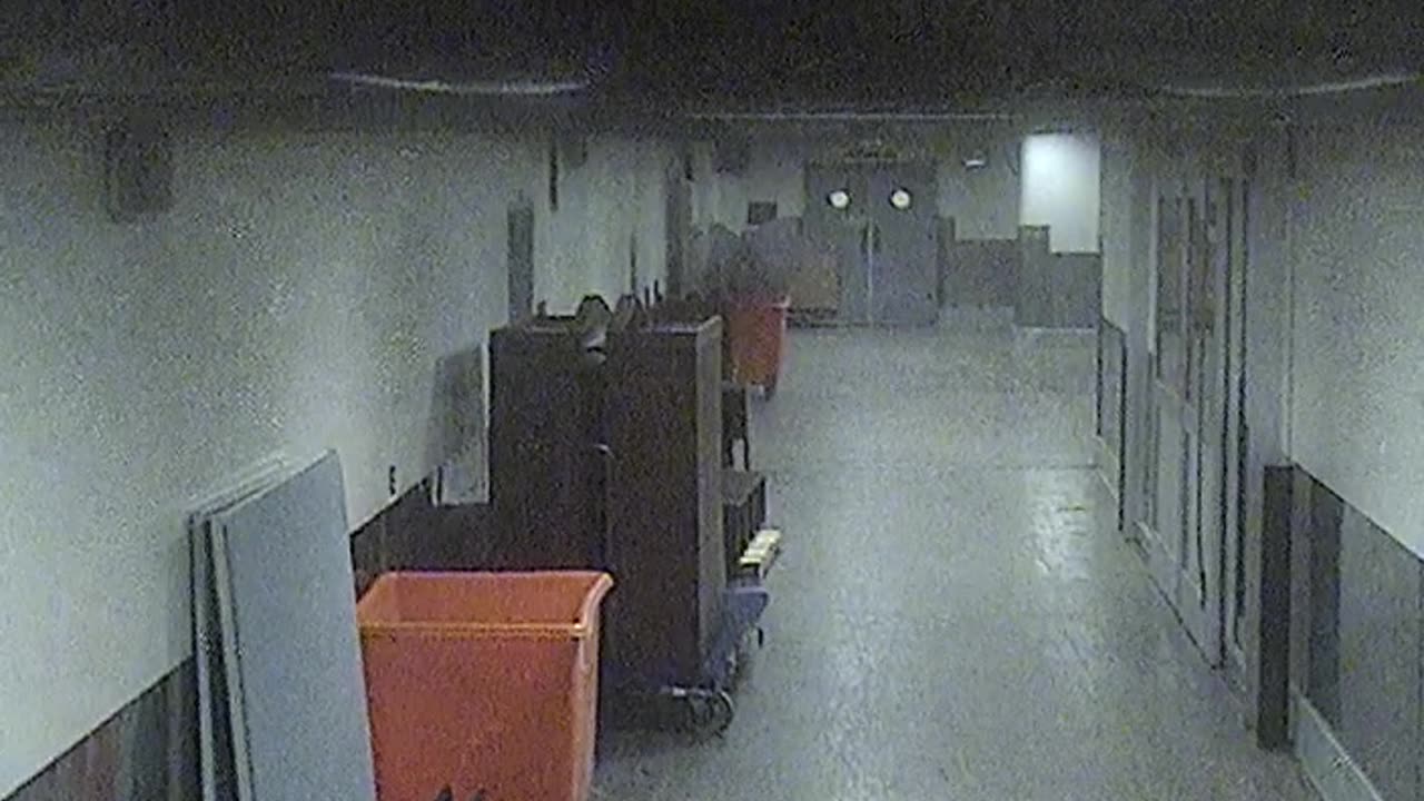 6096RHOBSBLoadingDockHallway_2021-01-06_23h46min49s033ms.mp4