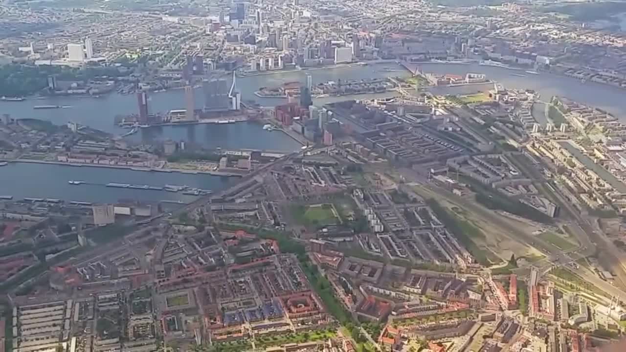 Landing Transavia 737 op Rotterdam Waanzinnige aanvliegroute